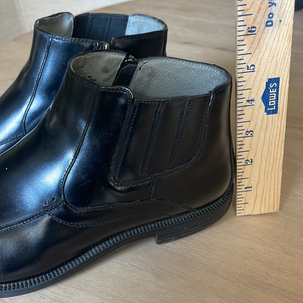 Florsheim Forum Zipper Chukka Boot. Black Leather ,Memory Foam .Rubber sole. - Picture 13 of 13